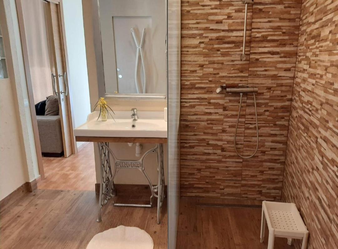 Comodo Apartamento Deltebre Εξωτερικό φωτογραφία